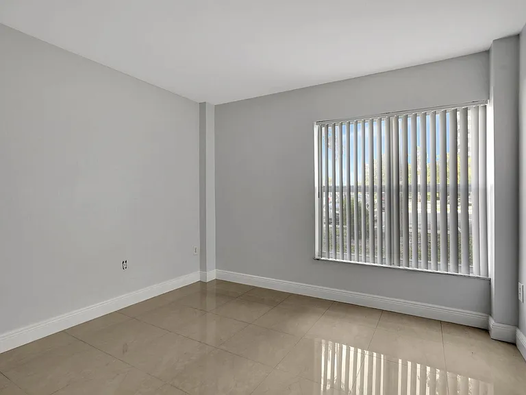 4156 Inverrary Dr #111 — Photo 5