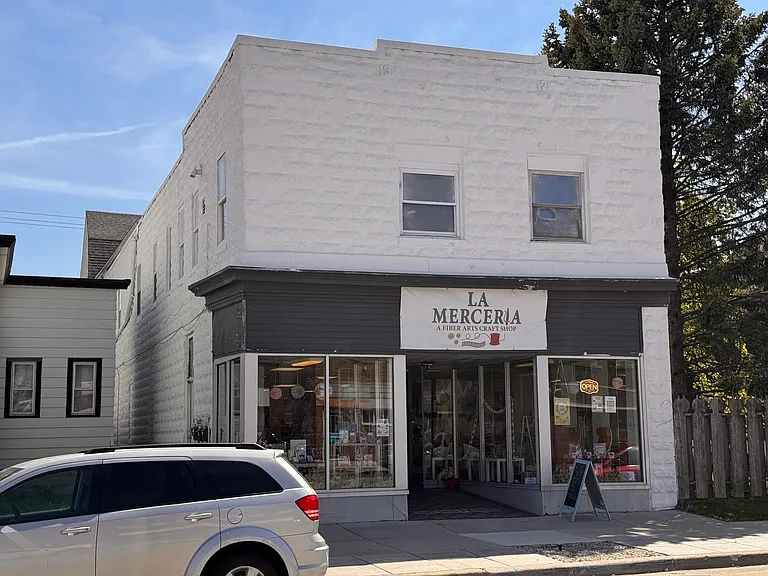 1219 Milwaukee Ave — Photo 1