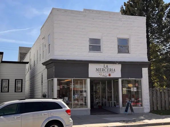 1219 Milwaukee Ave, South Milwaukee, WI 53172