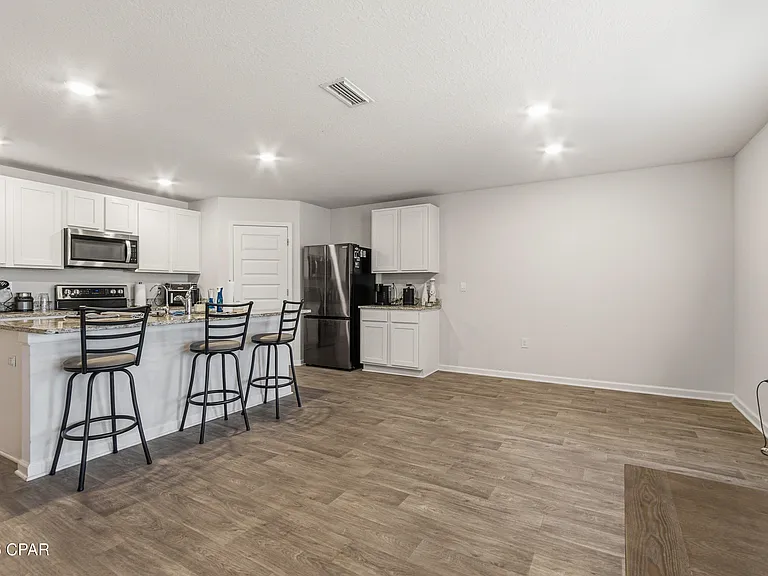 191 Ryder Ln — Photo 9