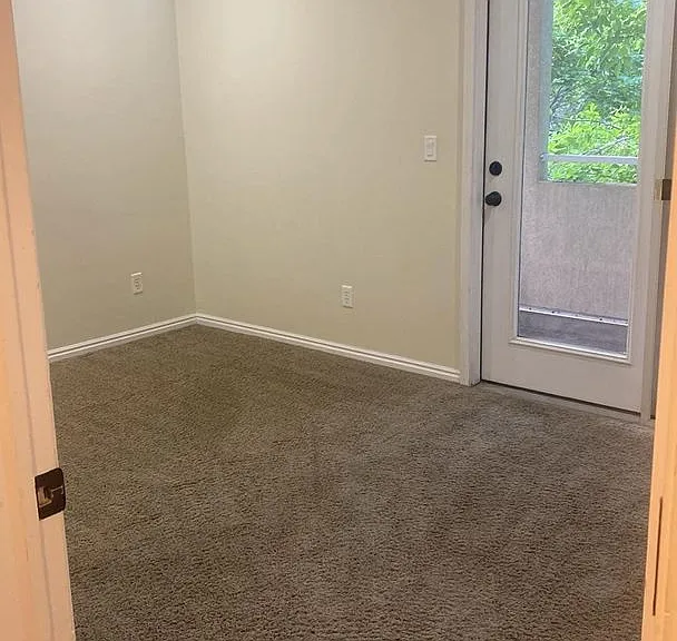 650 N 500 W #204 — Photo 19