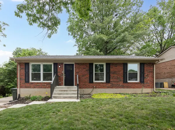 3208 Mirror Lake Dr, Lexington, KY 40515