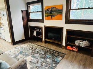 515 NW Kansas Ave #4, Bend, OR 97703