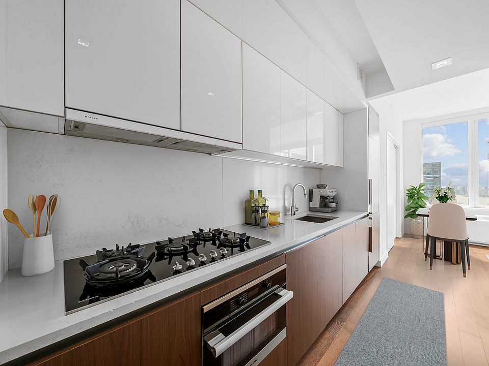 1st image of 605 W 42nd St #Penthouse 1l