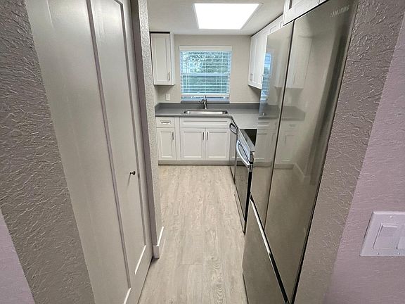 2nd image of 180 Pinellas Ln APT 202