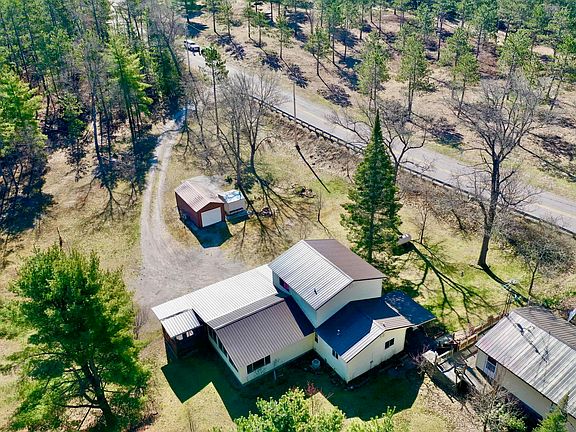 5th image of 2400 Curtis Rd