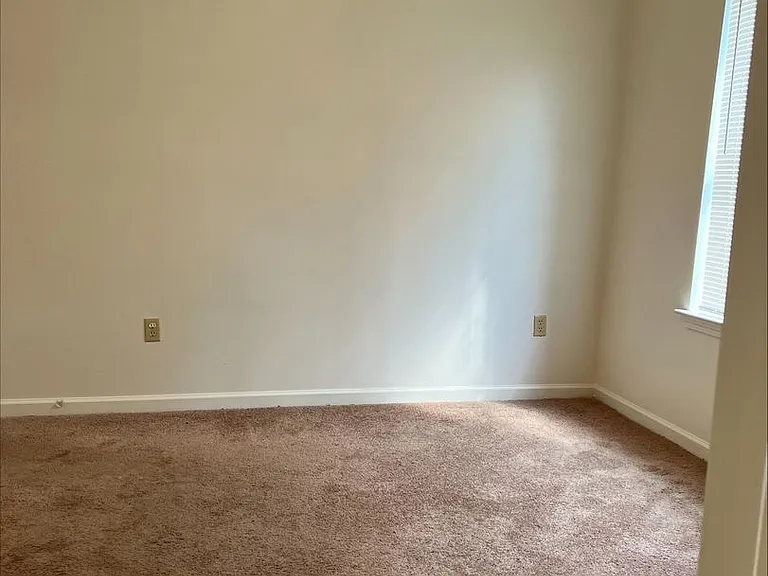 145 N Telemachus St — Photo 5