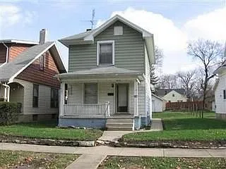 217 Franklin St photo 1
