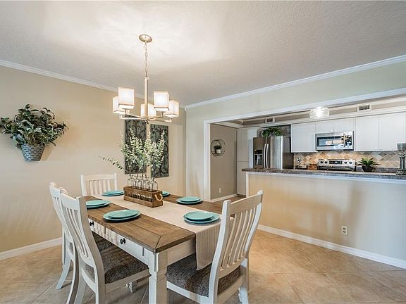 5th image of 1480 Gulf Blvd APT 206
