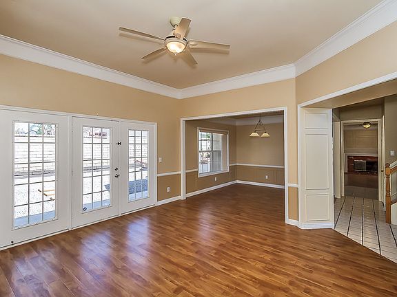 5th image of 24680 Lincoln Ave