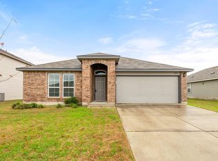 1509 Birmingham Dr, Seguin, TX 78155
