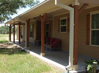 530 Pr 1065, Hallettsville, TX 77964