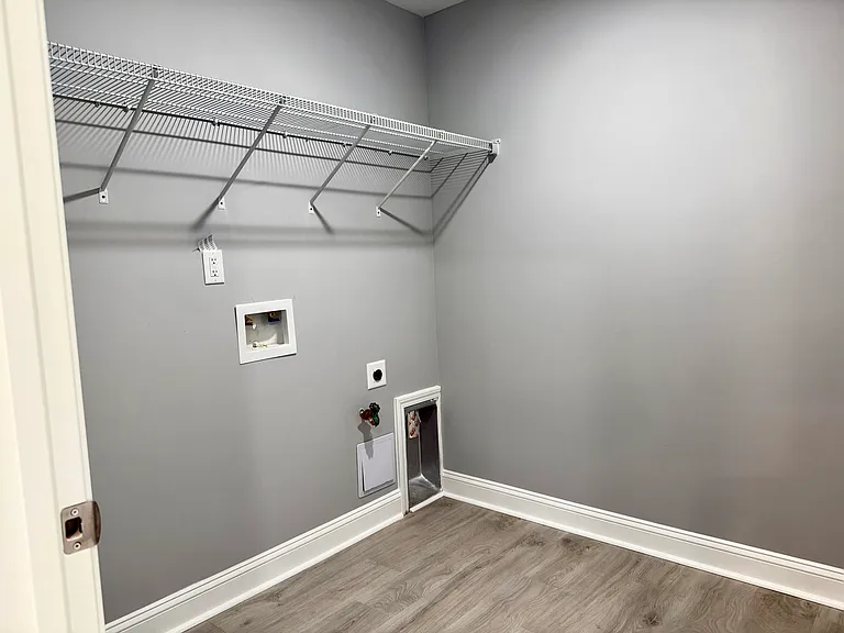 1260 Cross Creek Cir #6 — Photo 5
