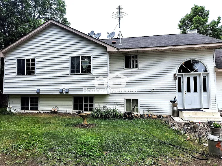 20245 Ann River Dr — Photo 1