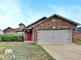156 Harvick Cir, Crk, AR 72023