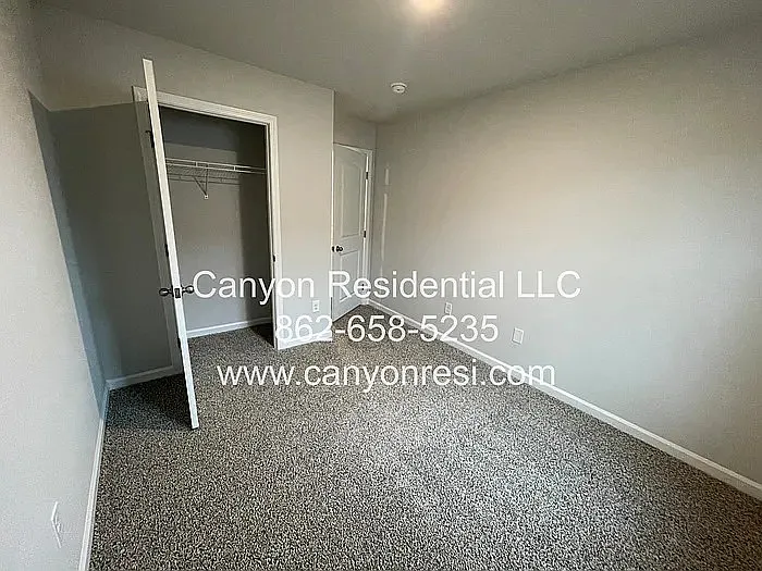 122 Syd Rd — Photo 7