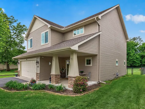 837 Boldt St, Chaska, MN 55318