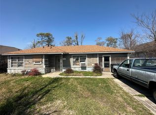 7001 Finch St, Houston, TX 77028