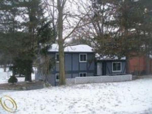 2nd image of 694 Reynolds Dr