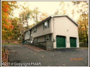 802 Meadow Ln, East Stroudsburg, PA