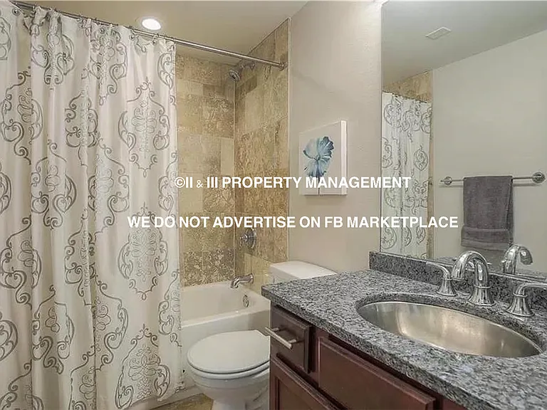 700 E 8th St #16H — Photo 12