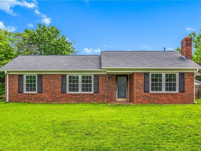 313 Cheltenham Dr, Winston Salem, NC, 27103