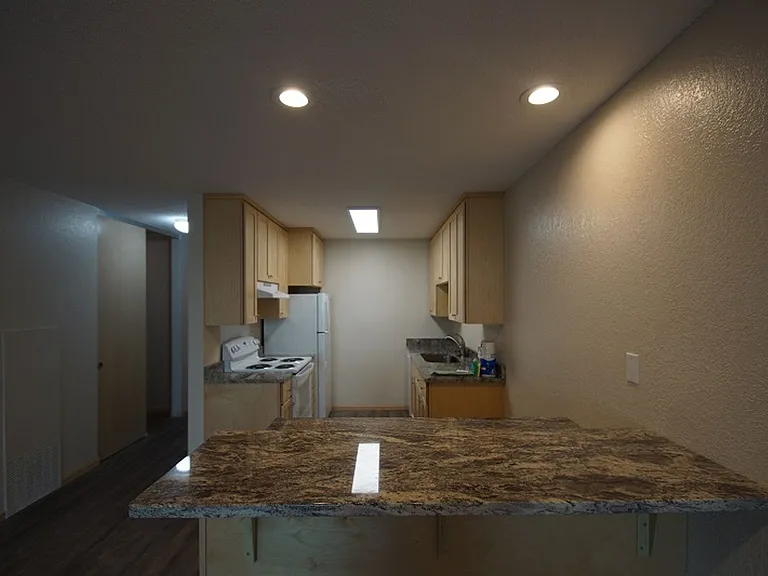 Larpenteur Estates Apartments — Photo 84