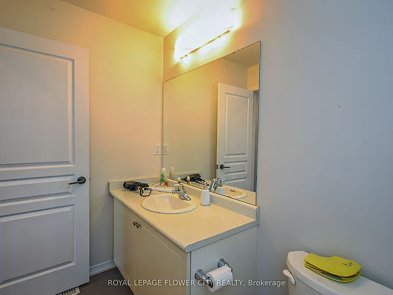 81 Baffin Cres — Photo 37