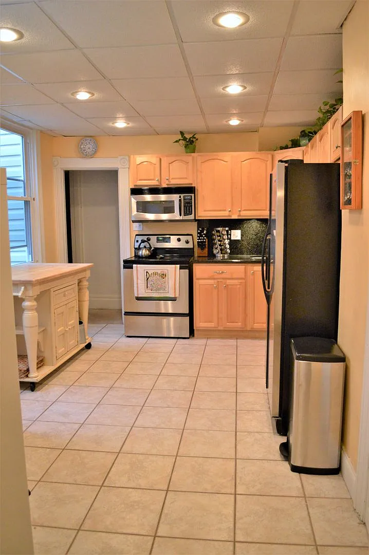 Student Housing - South Side — Photo 3
