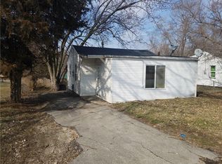 929 Frazier Ave, Des Moines, IA 50315