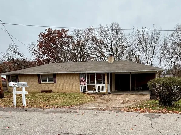 712 McClain St, Richland, MO 65556