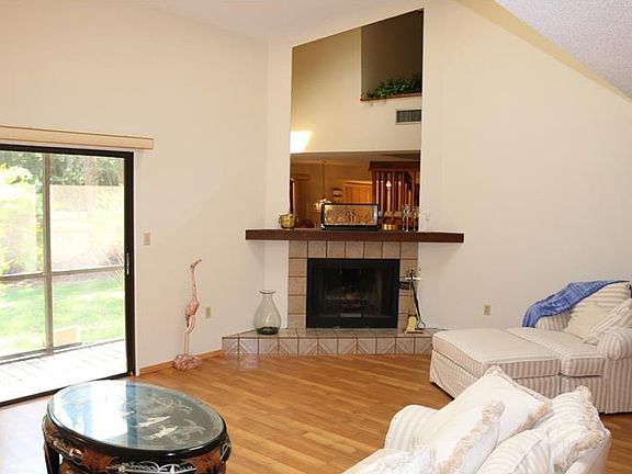 5th image of 7931 Timberwood Cir