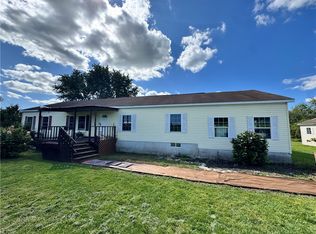 2164 Edwards Rd, Waterloo, NY 13165