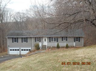 42 Briarwood Dr, Beacon Falls, CT 06403