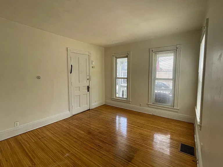 385 Meigs Street — Photo 1