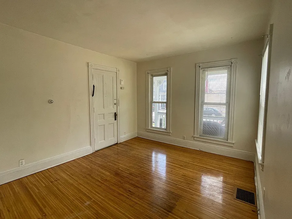 385 Meigs Street