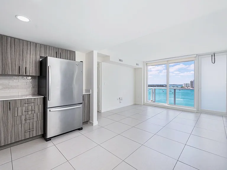 Your new home feature a modern kitchen and a spacious living room