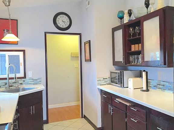 3rd image of 4923 Mount Ashmun Dr