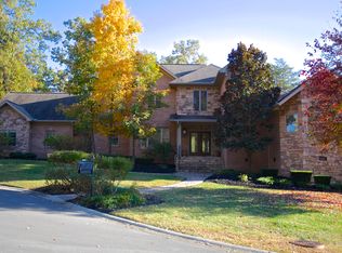 1522 Landmark Blvd, Sevierville, TN 37862