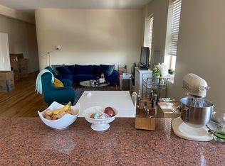 22-04 36th St #B, Astoria, NY 11105