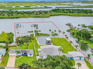 166/168 E Cory Dr, Edgewater, FL 32141