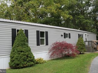 10541 Ash Dr, Waynesboro, PA