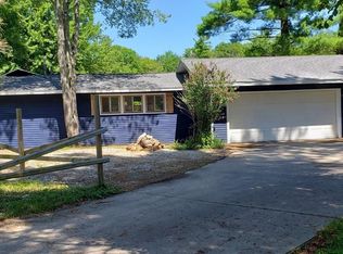 3214 N Gil Haven Ct, Sanford, MI 48657