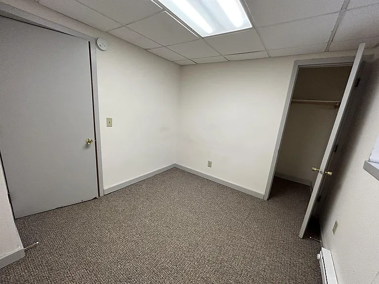 115 E Gorham St #4 — Photo 15