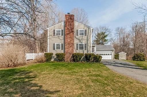 3rd image of 15 Spillers Ln