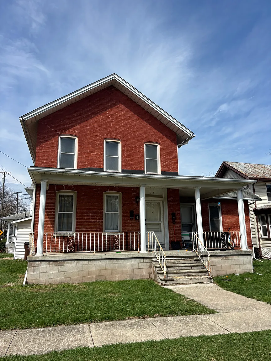 228 Adams St #2 photo 1