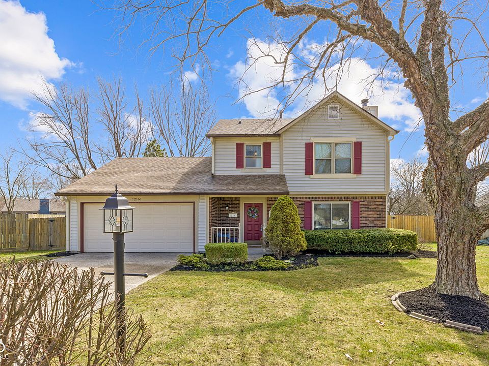 1st image of 12161 Pebblebrooke Ct