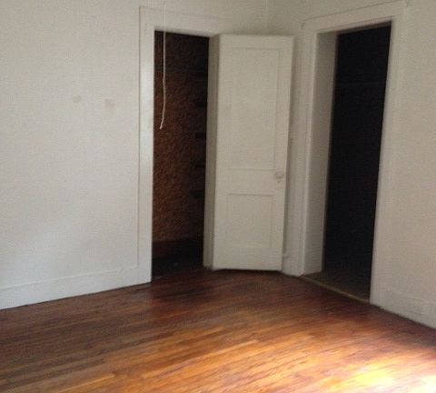 2nd image of 504 W Marshall Ave
