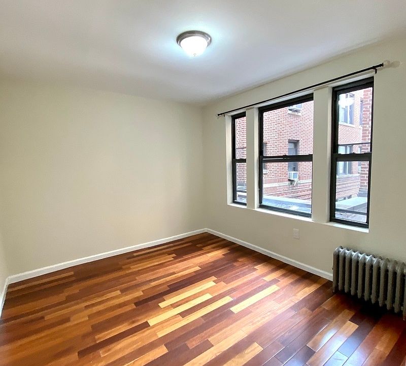1st image of 29-15 36th Ave #2EB