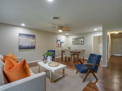 2365 Greenland Dr, Dallas, TX, 75228